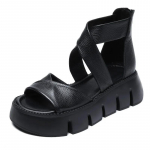 Mood 2024, uued k&auml;sit&ouml;&ouml;na valmistatud retro naiste sandaalid, rist, ehtsast lehmanahast kiilud, platvorm Gladiaator kinga taga t&otilde;mblukk paksu p&otilde;hjaga jahedad saapad 35