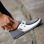Kuumad trendikad Meeste vabaajajalatsid Slip-on Mugavad lamedad meestekingad Sisulised Lazy Lihtsad meeste jalan&otilde;ud Uued Erkek Ayakkabı 47