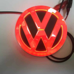 VOLKSWAGENi jaoks Uus 11cm LED Auto Tagumine Sildi Kleebis VW Polo Golf Jetta Beetle CC Tiguan Touran Passat MK7 MK5 B5 jaoks 11cm brown