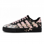 Adidas Daily 4.0 811 Tootmine, Tindiv&auml;rviga Kirsipuu libisemiskindlad madalad rulaketsid Unisex KH8004(Meeskond80-) 36