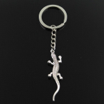 Moodne 30 mm v&otilde;tmehoidja metallist v&otilde;tmehoidja v&otilde;tmehoidja ehted antiikne pronks h&otilde;bedase v&auml;rviga kaetud geko 56x15 mm ripats antiikne h&otilde;bedane v&auml;rv