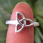 Keldi s&otilde;rmus, Unisex s&otilde;rmus, H&otilde;bedane amulett ehted, K&auml;sitsi valmistatud ehted, H&otilde;bedane s&otilde;rmus 4.5 h&otilde;be
