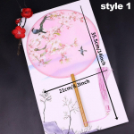 1 tk Hiina stiilis k&auml;siventilaator armas minireisimiseks kaasaskantav ventilaator &uuml;mmarguse kujuga riidest bambusest ventilaatori k&auml;epide koos tutiga kodukaunistusega