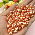 Loomingulised 10,1 * 8,8 mm lahtised helmed DIY ehted, mis teevad s&auml;ravat valgust 100 tk Virsikus&uuml;da v&auml;rviline auguga akr&uuml;&uuml;l Loov k&auml;sitsi valmistatud materjal oranž