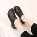 Naiste lehma talla nahast kingad &uuml;mara peaga Retro Oxfordi kingad madala kontsaga libisemisvastased lihtsad ja vabaaja stiilis t&ouml;&ouml;kingad kevadsuvised 35 must