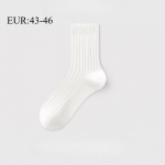 36-46 Plus kvaliteetsed meeste puuvillased &auml;risokid, keskmise vertikaalse triibuga hingavad spordisokid EUR 36-43