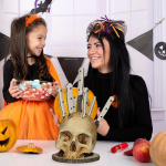 Pealuu noa hoidik k&ouml;&ouml;gi hoidmiseks vaigu pealuu noa hoidik gooti hirmutav skelett, kaunistus peokaunistuseks 13*13.5cm