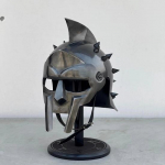 Gladiaatori kiiver Must r&uuml;&uuml;tel Rooma s&otilde;dur Maximus kiiver Larp Halloweeni kost&uuml;&uuml;m