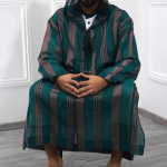 Moslemi pikkade varrukatega triibuline kapuutsiga hingav hommikumantel Hommikumantel L&otilde;tv Dubai Saudi-Araabia Hommikumantel M roheline