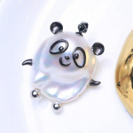 BaroqueOnly 2022 populaarne k&auml;sitsi valmistatud 925 Sterling h&otilde;bedane naturaalne magevee barokkp&auml;rli ripats Panda Mascot 15&ndash;28 mm PCAA