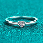 0,3 ct s&uuml;damega l&otilde;igatud moissanite kihlas&otilde;rmused naistele, klassikaline pulmapael 925 sterling h&otilde;betatud PT950 s&uuml;nnip&auml;evakingitus 5.5