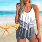 Naiste &otilde;lapaeltega ujumistrikoo, millel on kolm v&auml;rvi ja kolm kihti tr&uuml;kitud bikiinidega l&uuml;hikest ujumistrikoo XL