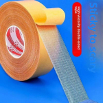 Tugev riidep&otilde;hine kahepoolne kleeplint vaipade, p&otilde;randa, naha ja seinte &uuml;hendamiseks.