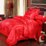 Euroopa Satiin Jacquard voodipesukomplekt - pitsiga &auml;&auml;ristatud, 4-osaline komplekt 1.8m Bed 4-Piece Set Quilt Cover 200*230