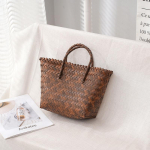 Suvine &Otilde;lest Korv Naiste Rotangist Rannakott Punutud K&auml;sitsi Valmistatud K&auml;ekott K&ouml;&ouml;giviljakorv Kandekott Puhkuse K&auml;epidemega Kott MIT 20x10x20cm pruun