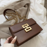 Minimalistlik metallist dekoratiivkett &Uuml;he &otilde;lakott Ruudukujuline Elegantne PU Crossbody kott Naiste trendikas klapiga k&auml;ekotid telefonikott 21x8.5x15.5cm pruun