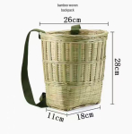 K&auml;sitsi kootud bambusest seljakott-korv ostlemiseks, rekvisiidiks v&otilde;i fotograafiaks Caliber 26cm
