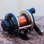 Kalarull metallist s&ouml;&ouml;t, ketramine kalarulli plaadi m&auml;hisrull 50 m nailonn&ouml;&ouml;r punane