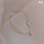 Lihtne armastusk&auml;ev&otilde;ru naissoost roosakuldne metsik punane virsik s&uuml;da &otilde;nnelik &uuml;li&otilde;pilane valge