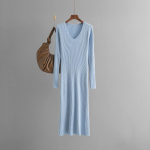 S&uuml;gis- ja talve V-kaelusega kootud kleit naistele, sirge torukujuline, pikkade varrukatega, perforeeritud alumine &auml;&auml;r, p&otilde;lvepikkune villane kleit One size helesinine v&auml;rv