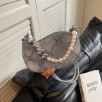 Uus pelmeenikott kaenlaalune kott moekas ja populaarne populaarne naiste &uuml;he &otilde;la kott crossbody kott v&auml;ikese disainiga