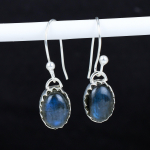 Naturaalne Labradoriit Kivist 925 Sterling H&otilde;bedast K&otilde;rvar&otilde;ngas, Boho H&otilde;bedast Ehted Ripatsiga K&otilde;rvar&otilde;ngad, Kingitused T&auml;nup&uuml;hadeks Kingitused Talle 2.16' sinine