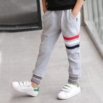 Poiste lahtised korea stiilis spordip&uuml;ksid &ndash; trendikad kevad- ja s&uuml;gise koolivormi p&uuml;ksid lastele (2021. aasta) 130cm