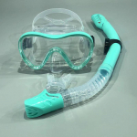 T&auml;ielik kuiva silikoonist snorklikomplekt: Sukeldumismask, snorgeldamisprillid ja hingamistoru One Size