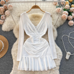 Naised suvine kevade elastsus pikkade varrukatega, v&auml;rvi V-kaelusega vabaaja kestaga A-rida minipikkusega k&otilde;rge v&ouml;&ouml;kohaga kleit S kohv