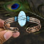 Natural Republic Larimar Gemstone Vasktraadiga Keerutatud Mansett K&auml;ev&otilde;ru Reguleeritav y5Q42 white