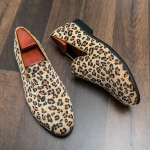 Uus meestekleit Leopardnahast kingad Luksuslik mood Peigmehe pulmakingad Meeste Inglismaa stiil 44 kuld