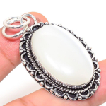Rainbow Moonstone Handmade 925 Sterling Silver Gift Pendant 2.09 g5q66