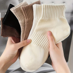 10 paari pehmed sokid Naiste sokid, mugavad hingavad, erinevat v&auml;rvi sokid One size
