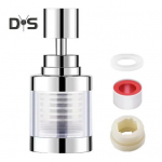 1/2 tk kraani veefilter 360 kraadi p&ouml;&ouml;rlev eemaldab kloori raskemetallid, k&otilde;rge temperatuuriga vastupidavad pritsmevastased v&otilde;imendusfunktsioonid koduk&ouml;&ouml;gid 1pc