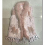 Naturaalsest k&uuml;&uuml;liku karusnahast kootud vest tutikarvaga, soe varrukateta naiste karusnahk pesukarukarva kaunistusega XS