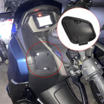 T&auml;iustatud k&uuml;lgmise taskukatte laadija veekindel kork Yamaha Nmax v2 ​​2020-2021 jaoks