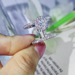 Uued ehted Euroopa ja Ameerika Creative Cross tsirkoonist s&otilde;rmus Moodne naiste kihlas&otilde;rmus No. 6