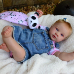 Nii Armas Reborn Beebi Nukk Piper 21 Tolli Pehme Puudutusega Riidest Keha Simulatsiooni Nukk K&auml;sitsi Implanteeritud Juuksed M&auml;nguasi Beebinukud T&otilde;etruud Lastep&auml;eva Kingitused cloth body