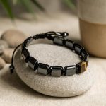 Magnetiline Hematiit Shamballa K&auml;ev&otilde;ru, Tiigrisilma Kuubikujulised Helmed beige