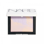 NARS (26) Valgust peegeldav prismaatiline puuder, pressitud Constellation