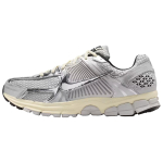 Nike Zoom Vomero 5 Hingavad toetavad jooksujalatsid Meeste Hall H&otilde;bedane IM3486-002 43 hall v&auml;rv