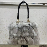 Uus talvekollektsioon: Ristkehakotid K&auml;ekotid ja Moodsad Toted Fox fur gray