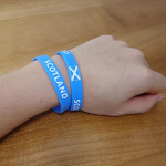 2tk Scotland Flag Silikoonist k&auml;ev&otilde;ru Sport K&auml;epaelad Randmepael K&auml;epael Meeste Naiste Kummipael korvpalli Jalgpallif&auml;nnidele Moeaksessuaarid 2pcs