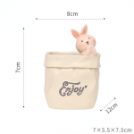 Loominguline p&otilde;hjamaine paberkott, lihakas v&auml;ike lillepott, r&otilde;du kodukaunistus, potilauaga minivaas bear