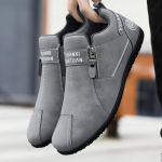 Nahast Meeste Vabaaja Jalan&otilde;ud Mugavad Slip-on Matka Tossud V&auml;litingimustes Matkasaapad Luksuslik Hingav Laisk S&otilde;idujalats Zapatos 38 hall v&auml;rv