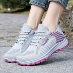 Uued naiste spordijalatsid Mood mitmek&uuml;lgsed meeste ja naiste jooksujalatsid v&otilde;rkkangast hingavad vabaajajalatsid 36