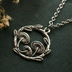 Loominguline h&otilde;betatud Mushroom Moon kaelakee &uuml;mmargune ripats kampsun kett kingitus h&otilde;be