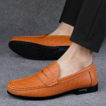 Mood Nahk Meeste kingad Jalatsid Slip on Kontor Mees Ametlikud kingad &otilde;ues Meeste Kleit Kingad Hingav s&otilde;itmine Laisk Loafers Mokassiinid 6.5 must