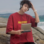 Uus l&uuml;hikeste varrukatega T-s&auml;rk meestele suvel, Korea stiilis trend, lihtne poolvarrukatega topp, Hongkongi stiilis vaba vabaaja br&auml;ndi T-s&auml;rk M tumesinine v&auml;rv