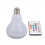 Bluetoothi ​​muusikapirn RGBW v&auml;rviline E26 p&otilde;hi kaugjuhtimispuldi k&otilde;lar LED pirn baari magamistoa restoranile